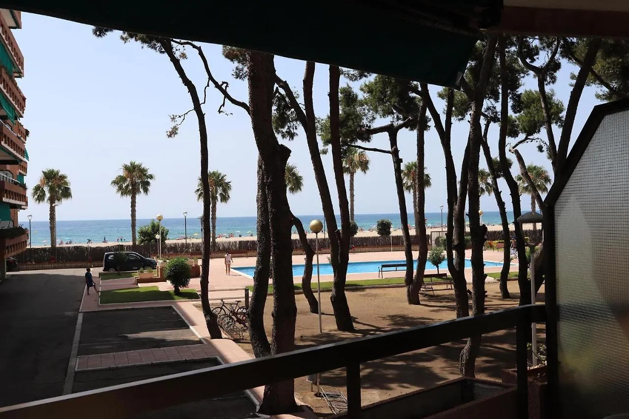 At136 Els Pins, Primera Linea, Piscina, Parking Torredembarra