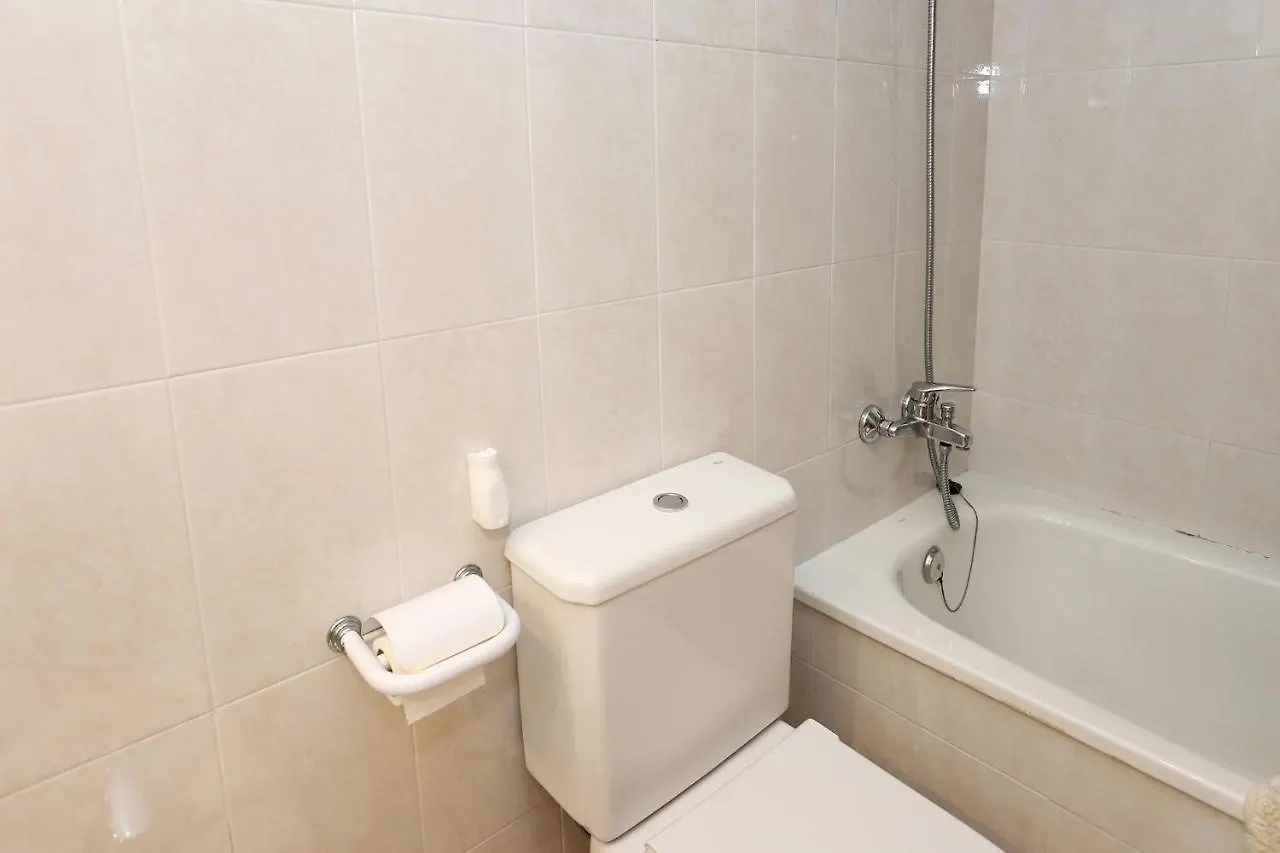 At136 Els Pins, Primera Linea, Piscina, Parking Torredembarra Apartment